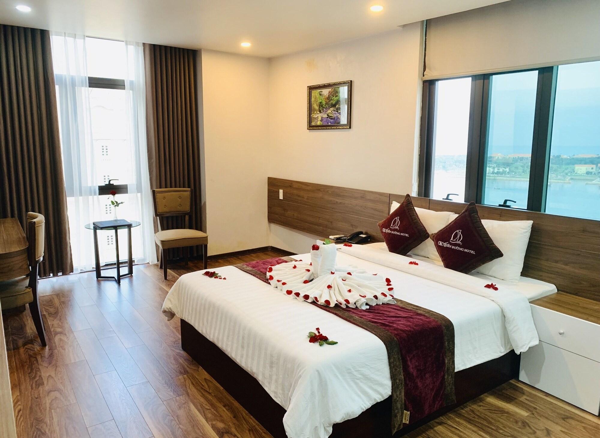 Ckc Thien Duong Hotel Dong Hoi Bagian luar foto